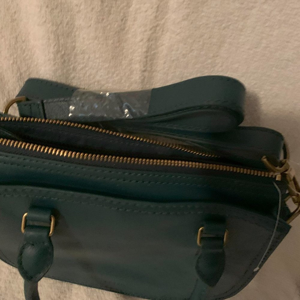 Fossil Women Bag with Detachable Straps - Picture 4 of 6